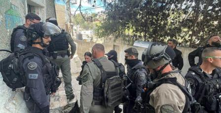 محافظة القدس: الاحتلال يواصل جرائم القتل والإخلاء القسري بالقدس في إطار حرب شاملة وخرق فاضح للقانون الدولي