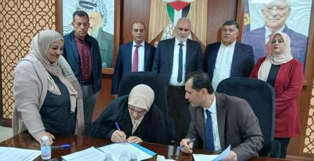 "الزراعة" توقع 25 اتفاقية دعم مشاريع لمزارعين بقيمة نحو 1.2 مليون بتمويل من الاتحاد الأوروبي