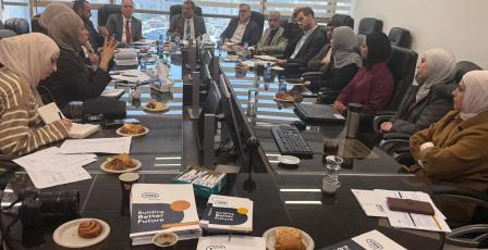 مقبل يترأس اجتماع اللجنة الاستشارية لبرنامج التنمية المستدامة لقطاع الحكم المحلي