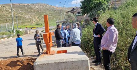 غنام تطلع نائب مستشار الأمن القومي البريطاني على معاناة المواطنين