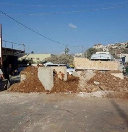 الاحتلال يغلق المدخل الرئيسي وطرقا فرعية في اللبن الشرقية جنوب نابلس