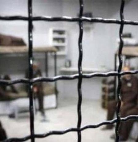 قراقع لراية: تحذيرات الاحتلال من “انفجار السجون” اعتراف رسمي بارتكاب إبادة بحق الأسرى