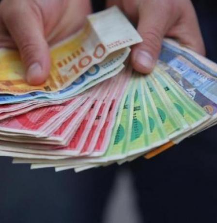 خاص| العودة المنقوصة: النظام المصرفي في غزة بين استئناف العمل وأزمة السيولة الخانقة