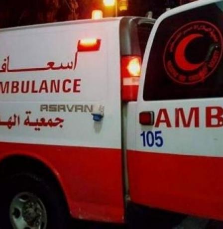 قوات الاحتلال تحتجز سيارة إسعاف تابعة للهلال الأحمر في جنين