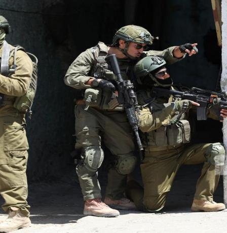 7 إصابات بالاختناق والضرب خلال اقتحام بلدة عقابا شمال طوباس