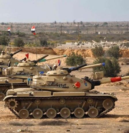نتنياهو يربط صفقة الغاز مع مصر بمراجعة التعزيزات العسكرية في سيناء