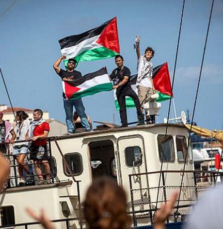 ناشطون في "أسطول الصمود": صحوة الضمير العالمي ترعب إسرائيل