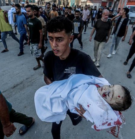 20 شهيدا وانتشال جثامين 130 آخرين في قطاع غزة
