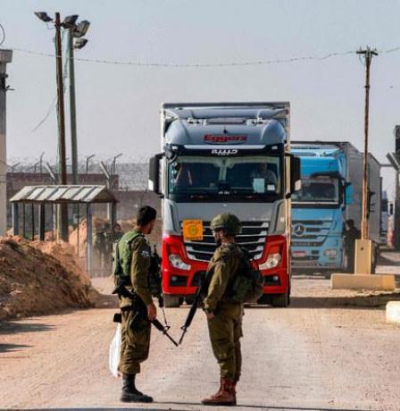 "أمان" يناقش قيود الاحتلال على المؤسسات الدولية وأثرها على غزة