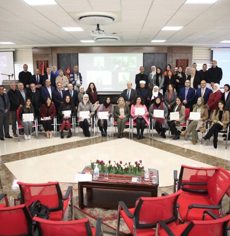 المدرسة الوطنية للإدارة تُخرّج برنامج "الخطاب الدبلوماسي وتقنيات التفاوض"