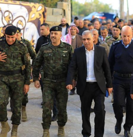 صور| قائد قوات الأمن الوطني ومحافظ قلقيلية يتفقدان القوة الأمنية في المنطقة الجنوبية للمحافظة