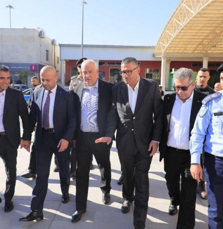 وزير الداخلية خلال زيارته أريحا: صمود المؤسسات واستمرار تقديم الخدمات أولوية وطنية رغم التحديات