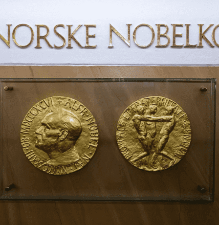 إدارة جائزة نوبل ترد بعد اقتراح الفائزة بمنحها إلى ترامب