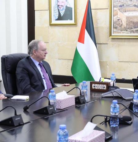 مصطفى يبحث مع مسؤولين أوروبيين تطورات الأوضاع وتلبية الاحتياجات الإغاثية والطارئة لأبناء شعبنا