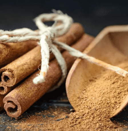 القرفة وجوزة الطيب.. أيهما أفضل لضبط سكر الدم؟