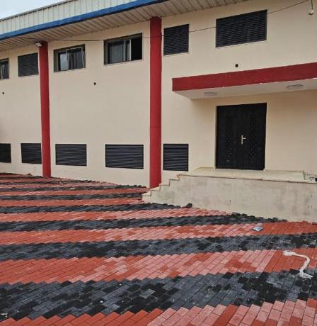 دائرة شؤون اللاجئين بالمنظمة تنجز مشروع تأهيل الصالة الرياضية بمخيم الفوار بتمويل من اليابان