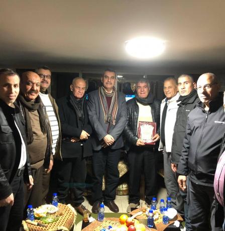إدارة نادي قلقيلية الأهلي في زيارة للرياضي المخضرم غسان ولويل