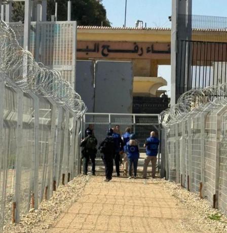 خاص | آلية عمل معبر رفح: أعداد محدودة وتهديدات تعيق العودة لغزة