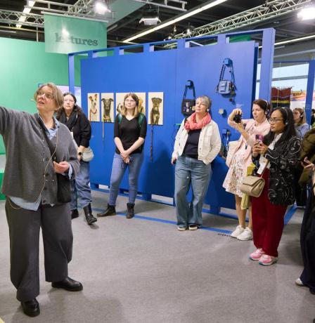 مسي فرانكفورت ترسم ملامح عالم الغد