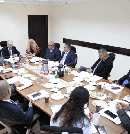 مجلس أمناء المؤسسة الوطنية الفلسطينية للتمكين الاقتصادي يعتمد البيانات المالية والكتاب السنوي لعام 2025 