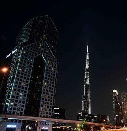 رويترز: أثرياء آسيا يخططون لنقل أصولهم المالية والاستثمارية من دبي