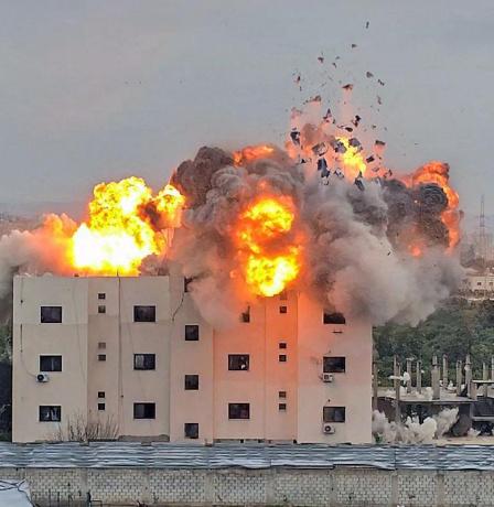 بابا الفاتيكان: الحرب في الشرق الأوسط عار على البشرية