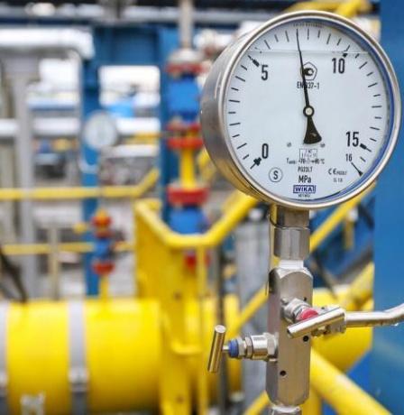 وكالة فيتش: سوق الغاز الطبيعي يواجه شحا بالإمدادات