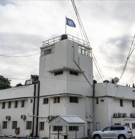 الاحتلال يفتش مدارس الأونروا في مخيم شعفاط ويأخذ قياسات للمباني