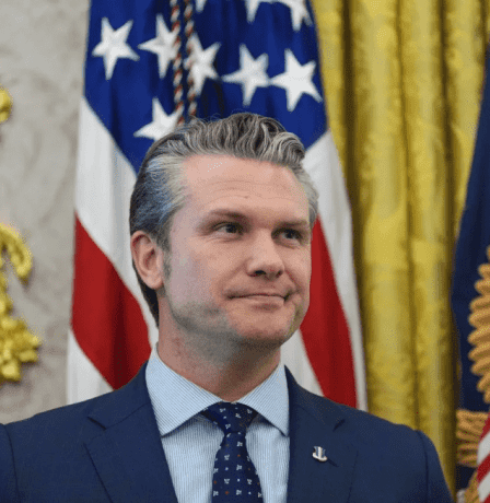 هيغسيث: مفاوضات إنهاء الحرب مع إيران تتسارع والأيام المقبلة حاسمة