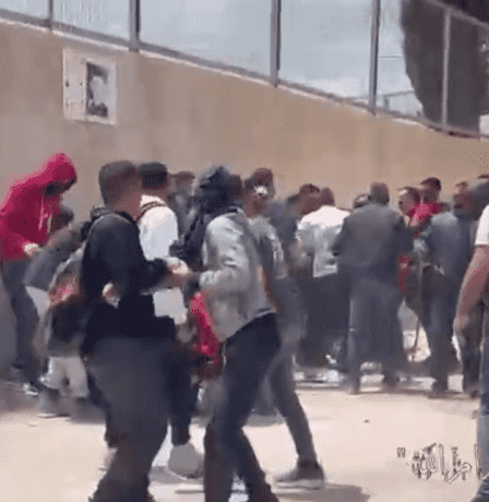 شهيدان و4 مصابين برصاص مستوطنين بهجوم على مدرسة في المغير