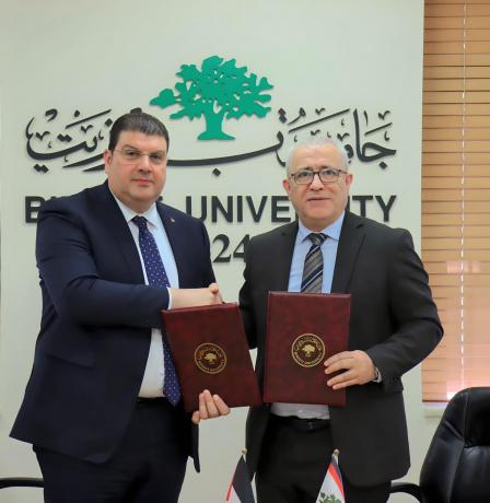 وزارة النقل توقّع مذكرة تفاهم مع جامعة بيرزيت لتعزيز التعاون في مجالات النقل والسلامة المرورية