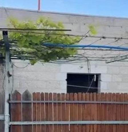 الاحتلال يُجبر مواطنا على هدم منزله في أم طوبا بالقدس