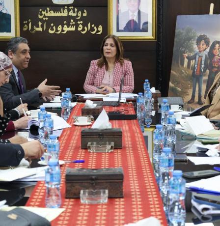الخليلي تترأس الاجتماع الأول للفريق الوطني المعني بإعداد تقرير دولة فلسطين لاتفاقية القضاء على التمييز ضد المرأة