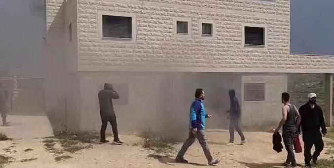 بين جحيم النيران وشبح الرحيل: عائلة "الطوباسي" في جالود ضحية لإرهاب المستوطنين المنظم