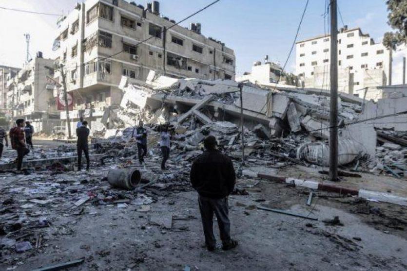 مبنى مدمر بفعل قصف الاحتلال على غزة- ارشيف
