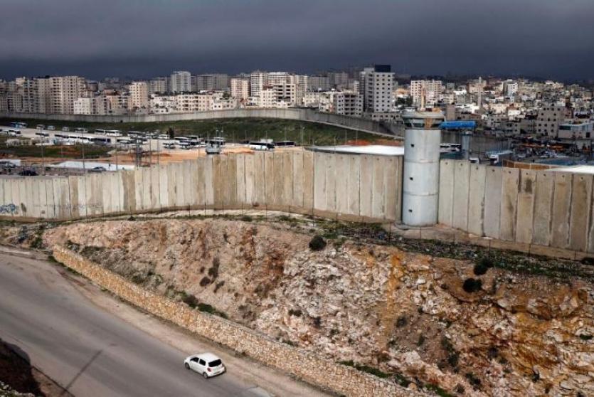 مقطع من جدار الاحتلال