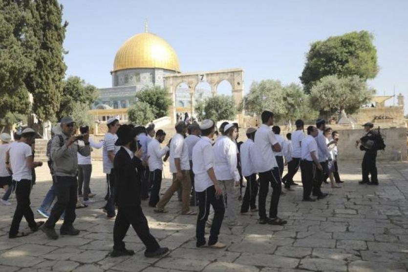 مستوطنون خلال اقتحام المسجد الاقصى- ارشيف