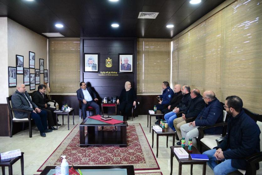 اجتماع لجنة السير