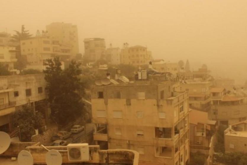  أجواء مغبرة 