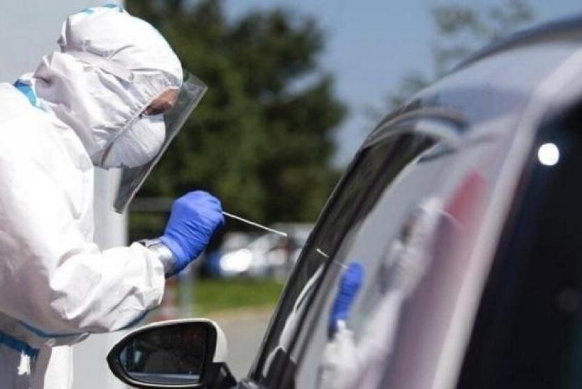 اخذ عينة  فحص لكورونا 