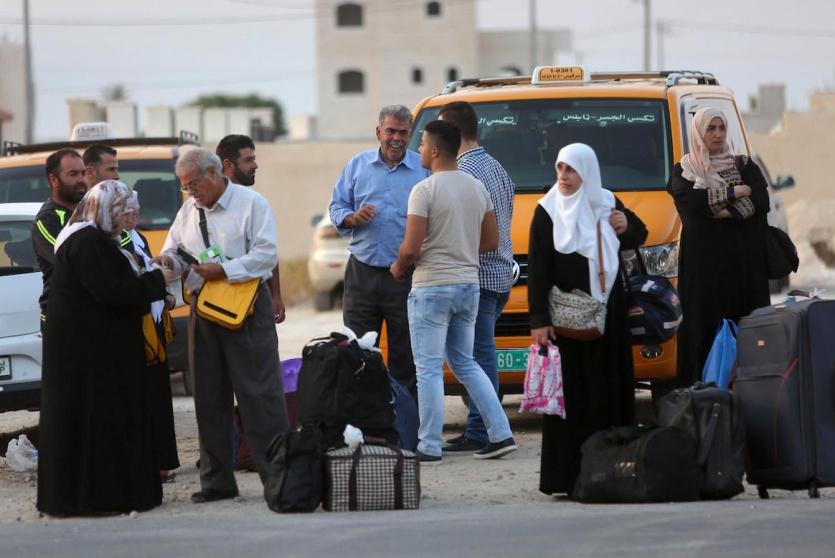 "الخارجية" فتح باب التسجيل للمواطنين الراغبين بالسفر الذين حرمتهم سلطات الاحتلال بحجة عدم تسجيل مواليدهم الجدد