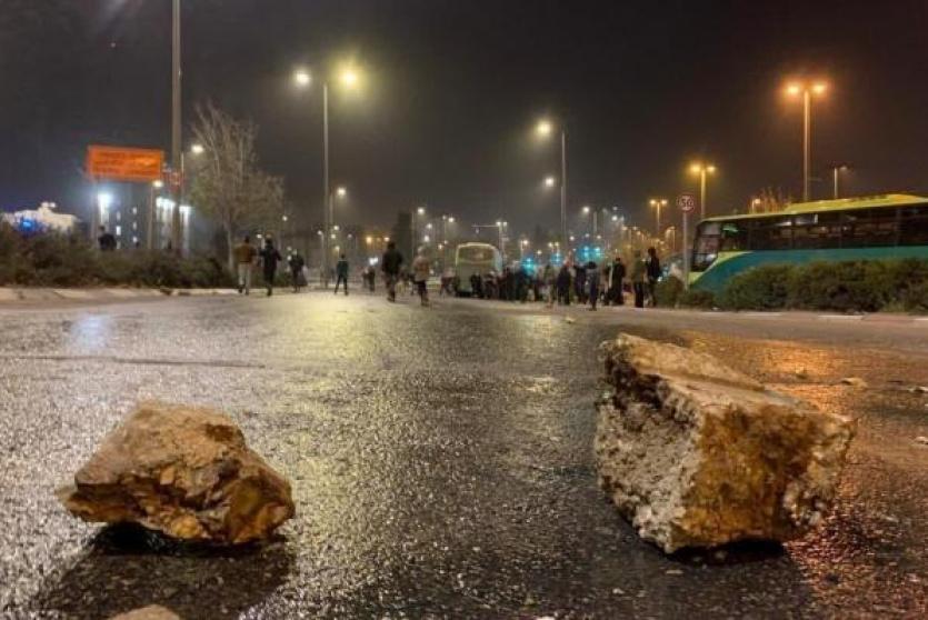 جانب من المواجهة 