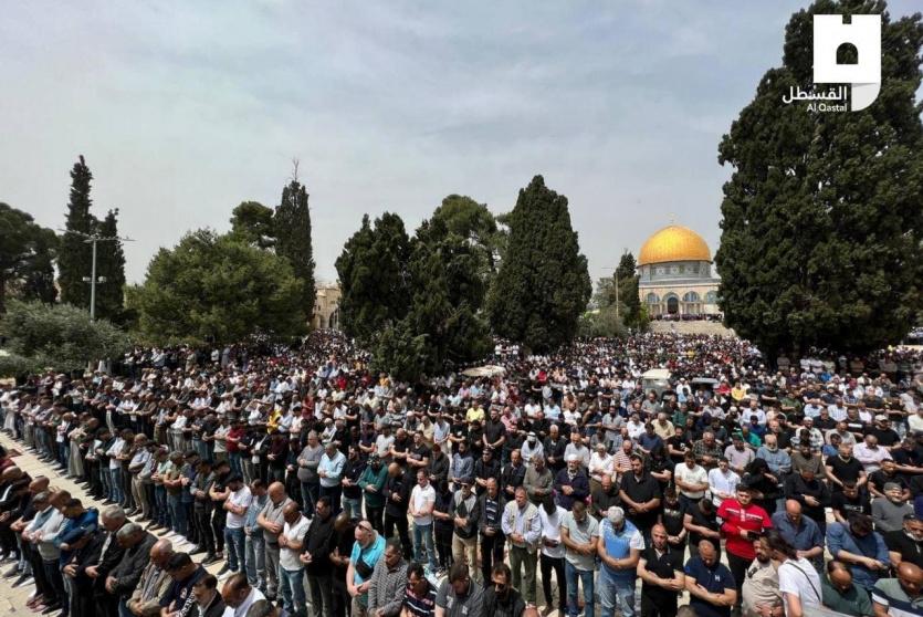 صلاة الجمعة الأولى من رمضان في المسجد الأقصى