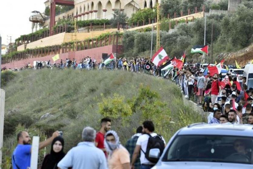 الجيش الإسرائيلي يستهدف متظاهرين جنوبي لبنان بالقنابل المدمعة