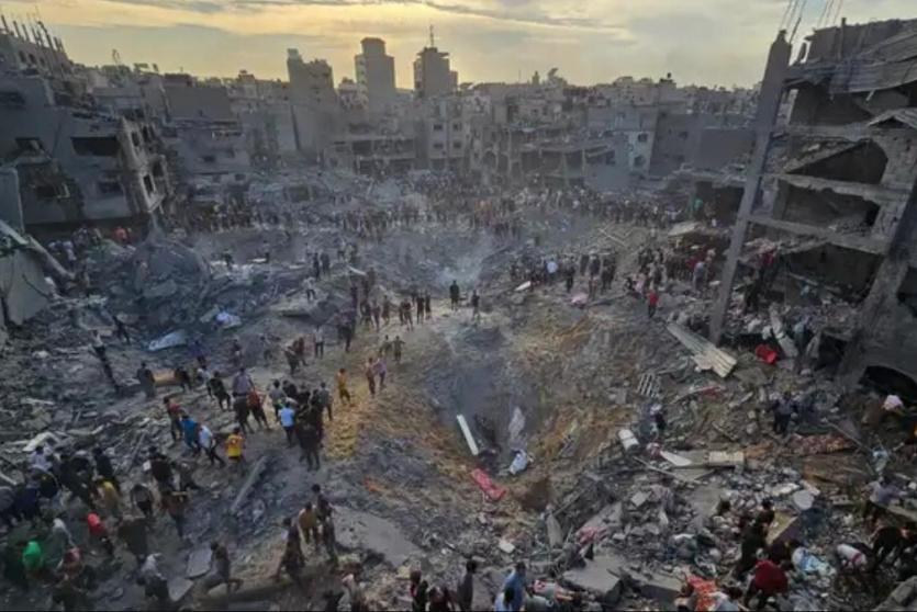 دمار كبير بسبب القصف الإسرائيلي على قطاع غزة 