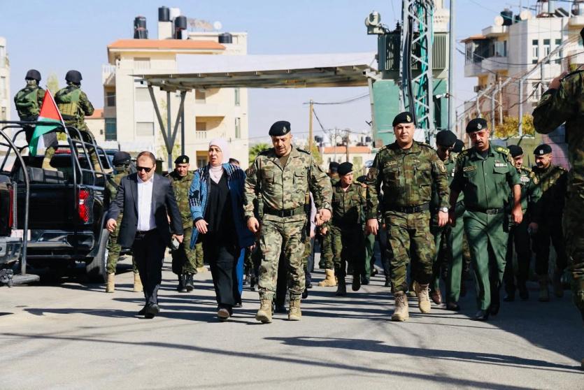 قائد قوات الأمن الوطني اللواء بحري العبد إبراهيم خليل يزور قيادة منطقة رام الله والبيرة ويتفقد المشروع الإنشائي الجديد