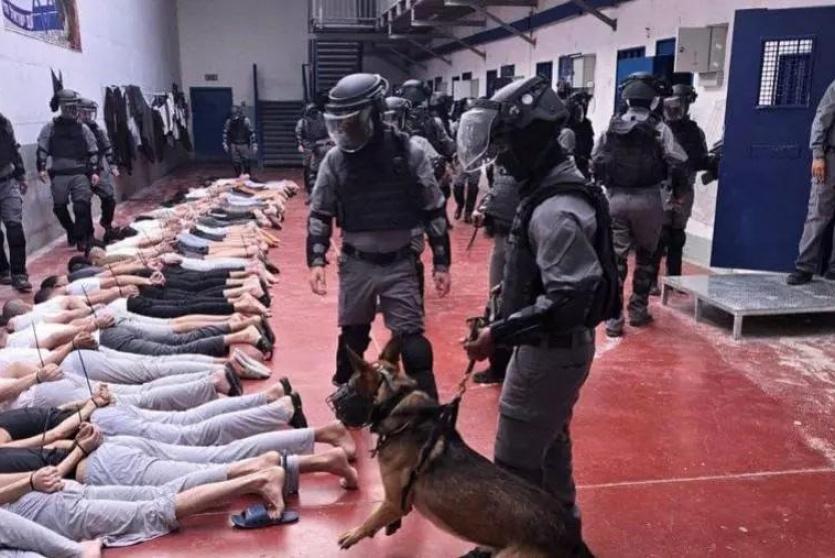 أسرى في سجون الاحتلال الإسرائيلي 