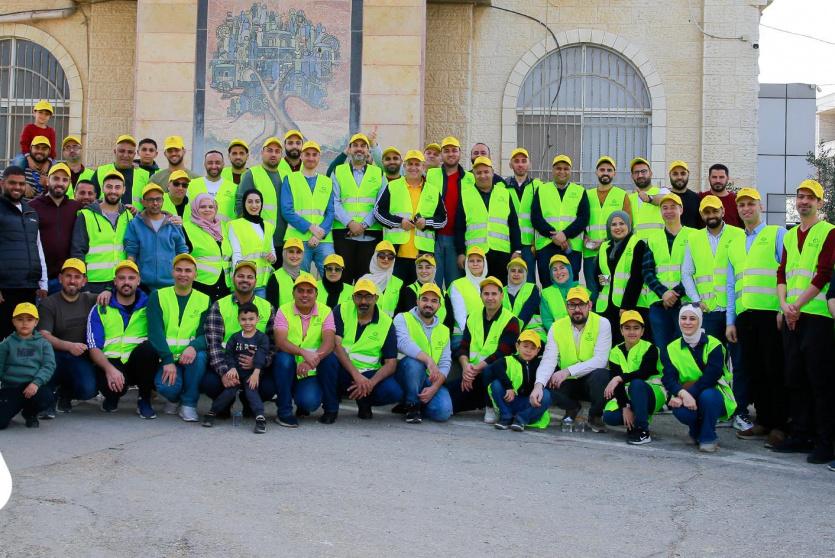 البنك الإسلامي الفلسطيني ينفذ نشاطاً تطوعياً في بيتونيا بالشراكة مع البلدية