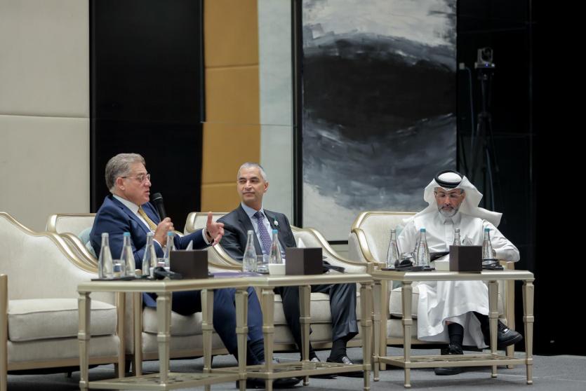 جانب من المشاركة في الاجتماع