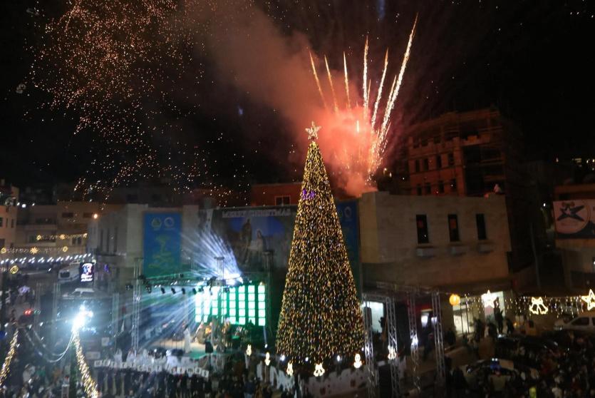إضاءة شجرة الميلاد في بيت ساحور
